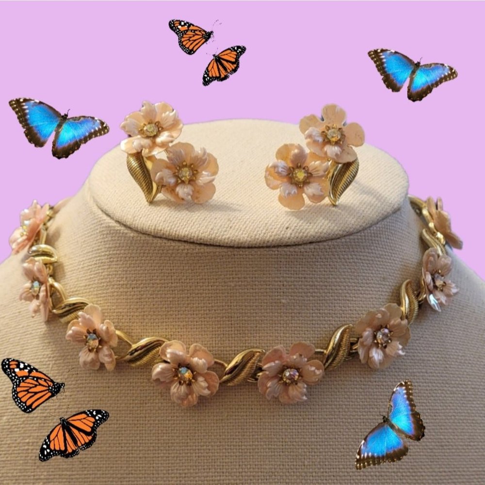 Vintage Coro pink spring flowers necklace and earrings // 1950s ***read***